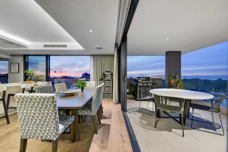 3 Bedroom Property for Sale in Green Point Western Cape